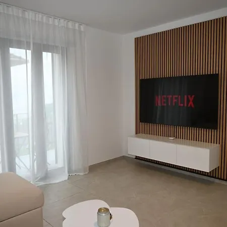 Immersa Nella Pace Tra Locarno & Valle Verzasca Appartement