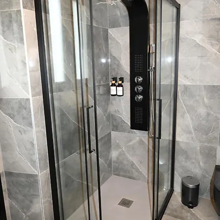 Immersa Nella Pace Tra Locarno & Valle Verzasca Appartement